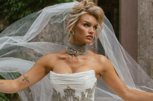 Save and Recreate Shay Sullivan’s Viral Wedding Hair